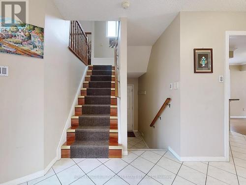 341 Celtic Drive, Hamilton, ON - Indoor Photo Showing Other Room