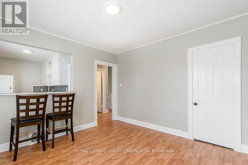 37 Ross St, Barrie, ON - Indoor Photo Showing Other Room