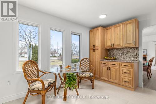 32 Heritage Dr, Prince Edward County, ON - Indoor