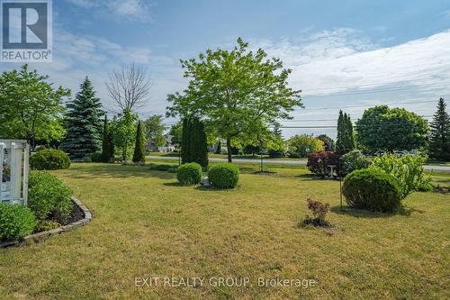 32 Heritage Drive, Prince Edward County, ON - Outdoor With View