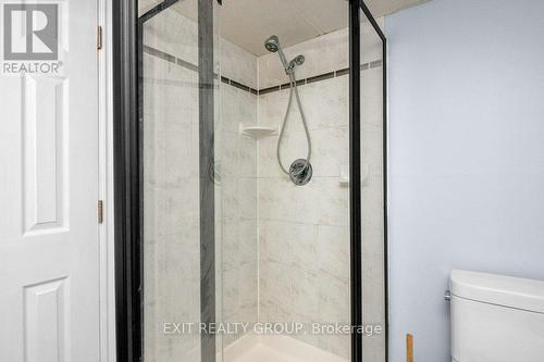 70 Victoria St, Cramahe, ON - Indoor Photo Showing Bathroom