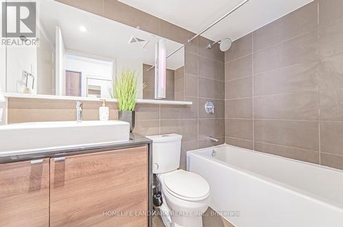.316 - 72 Esther Shiner Boulevard, Toronto, ON - Indoor Photo Showing Bathroom