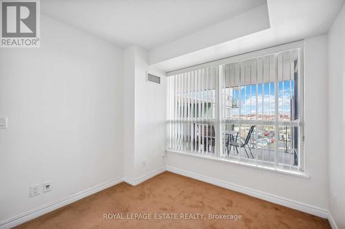 #401 -60 Fairfax Cres E, Toronto, ON - Indoor Photo Showing Other Room
