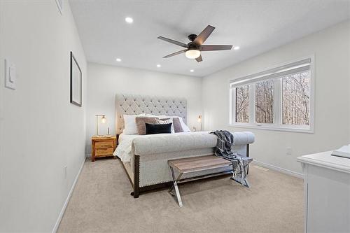 157 Cactus Crescent, Stoney Creek, ON - Indoor Photo Showing Bedroom