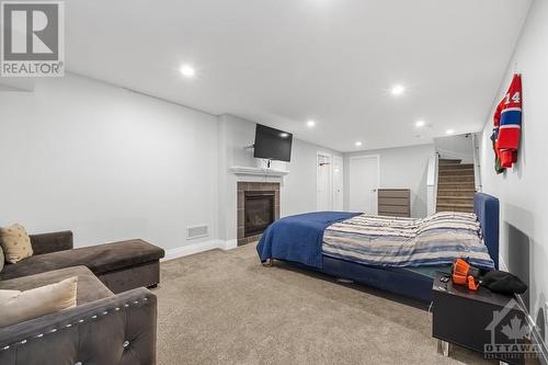 854 Chipping Circle, Manotick, ON - Indoor Photo Showing Bedroom