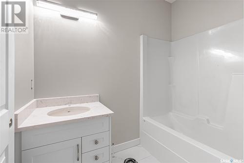 103 Fortosky Manor, Saskatoon, SK - Indoor Photo Showing Bathroom