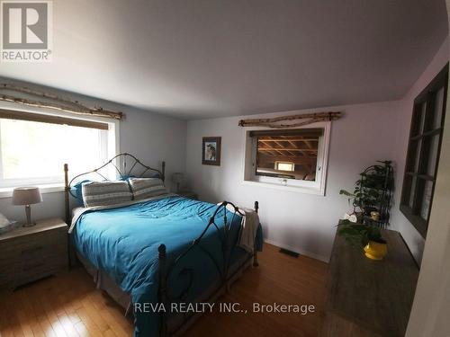 801 Highway 127, Hastings Highlands, ON - Indoor Photo Showing Bedroom