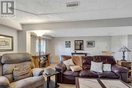 754755 Highway 53 Highway, Woodstock, ON - Indoor Photo Showing Living Room