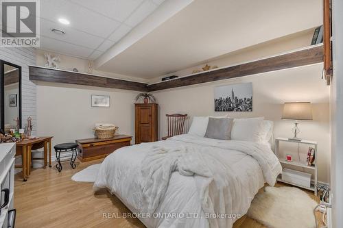 1019 Sandhill Road, Severn, ON - Indoor Photo Showing Bedroom
