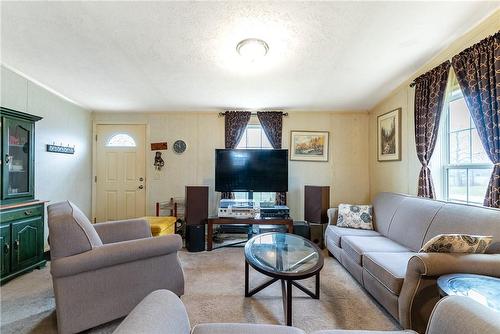 1 Forest Trail, Selkirk, ON - Indoor Photo Showing Living Room