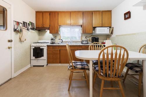 Main level kitchen - 29 Sunset Avenue, Hamilton, ON - Indoor