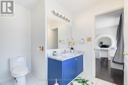 53 Chalkfarm Cres, Brampton, ON - Indoor Photo Showing Bathroom