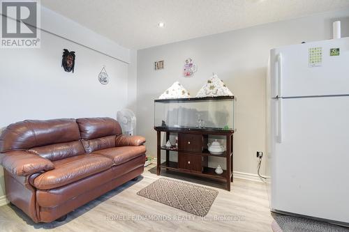 53 Chalkfarm Cres, Brampton, ON - Indoor Photo Showing Living Room