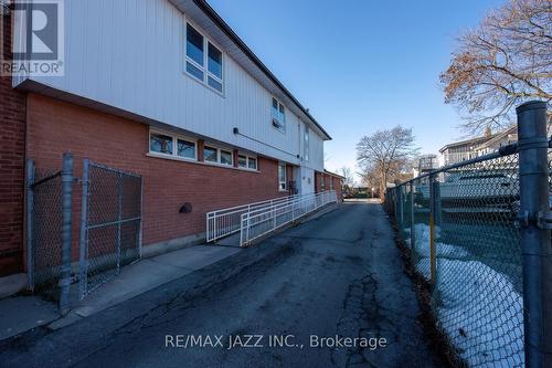 364 Simcoe Street S, Oshawa (Central), ON 