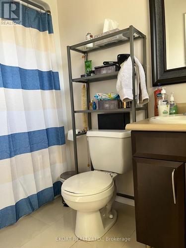 54 South John St S, Belleville, ON - Indoor Photo Showing Bathroom