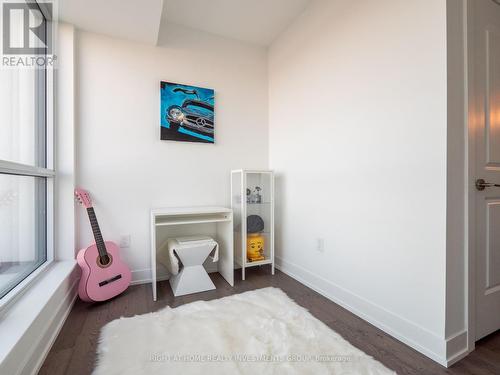 #903 -1063 Douglas Mccurdy Common, Mississauga, ON - Indoor Photo Showing Bedroom