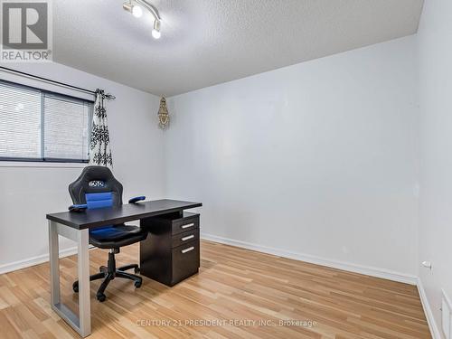 36 Prince Cres, Brampton, ON - Indoor Photo Showing Office