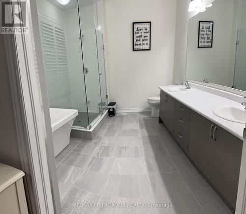 1158 Skyridge Blvd, Pickering, ON - Indoor Photo Showing Bathroom