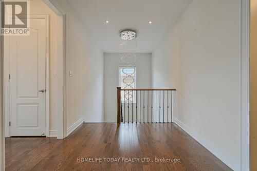 40 Hackett St, East Gwillimbury, ON - Indoor Photo Showing Other Room