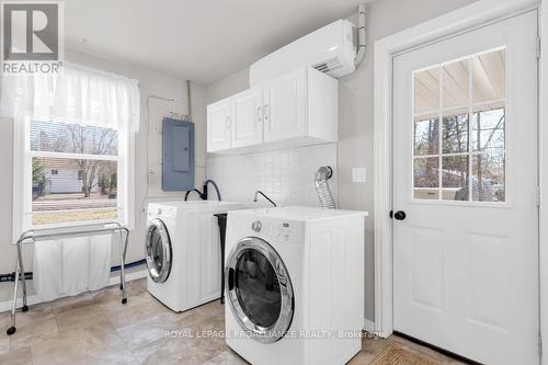 35 Denison Dr, Addington Highlands, ON - Indoor Photo Showing Laundry Room