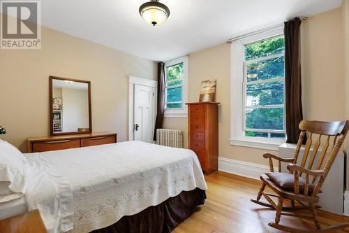 154 Quarry Avenue, Renfrew, ON - Indoor Photo Showing Bedroom