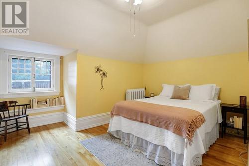 154 Quarry Avenue, Renfrew, ON - Indoor Photo Showing Bedroom