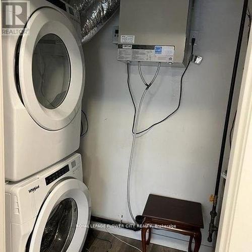 #56 -205 West Oak Tr, Kitchener, ON - Indoor Photo Showing Laundry Room