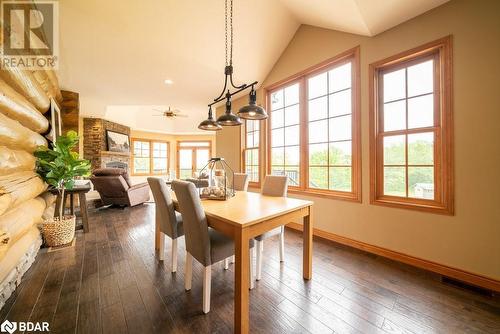 10380 Highway 41, Kaladar, ON - Indoor Photo Showing Dining Room