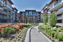 #Gr41 -1575 Lakeshore Rd W, Mississauga, ON  - Outdoor With Facade 