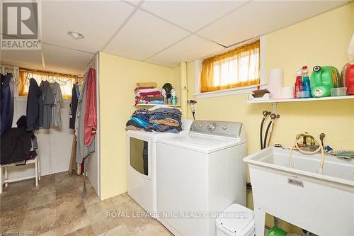 725 South Pelham Road, Welland, ON - Indoor Photo Showing Laundry Room