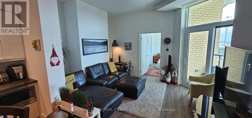 #810 -11750 Ninth Line, Whitchurch-Stouffville, ON - Indoor With Fireplace