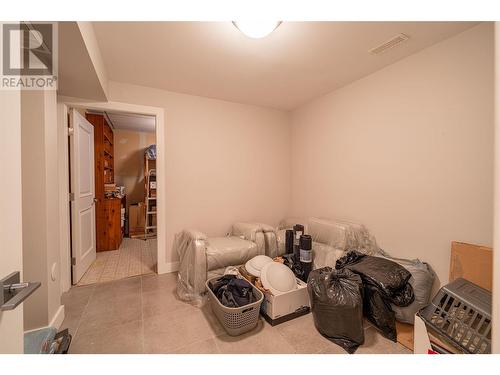 3065 Sunnyview Road, Vernon, BC - Indoor Photo Showing Other Room