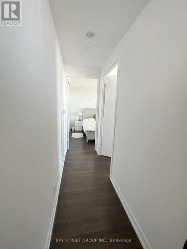 #4702 -898 Portage Pkwy, Vaughan, ON - Indoor Photo Showing Other Room