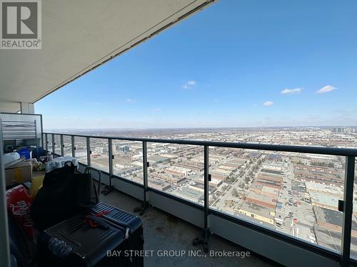 #4702 -898 Portage Pkwy, Vaughan, ON - Outdoor With Balcony With View With Exterior