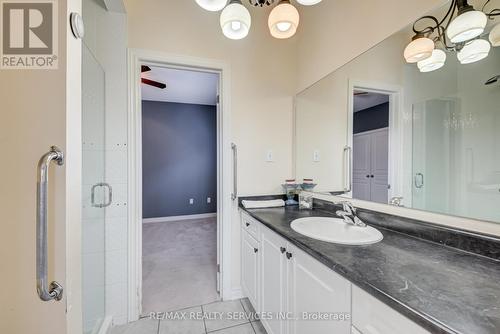 203 Allegro Drive, Brampton, ON - Indoor Photo Showing Bathroom