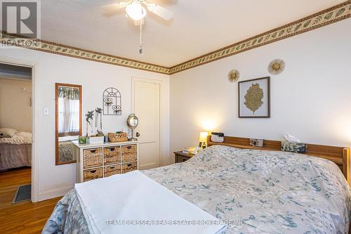 657 Creston Avenue S, London, ON - Indoor Photo Showing Bedroom