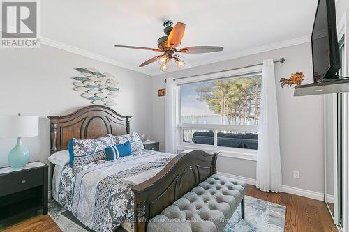 31 Cedar Crescent, Kawartha Lakes, ON - Indoor Photo Showing Bedroom