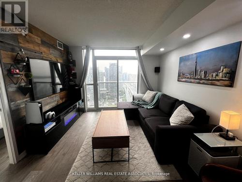 4205 - 75 Queens Wharf Road, Toronto, ON - Indoor Photo Showing Living Room