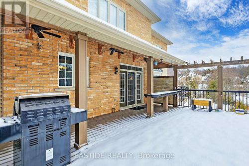 160 Championship Circle Pl, Aurora, ON - Outdoor With Exterior