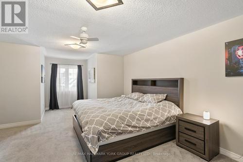 10 - 38 Hunt Avenue, Richmond Hill, ON - Indoor Photo Showing Bedroom