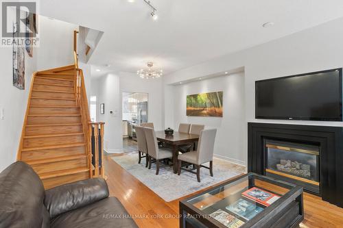 10 - 38 Hunt Avenue, Richmond Hill, ON - Indoor Photo Showing Living Room With Fireplace