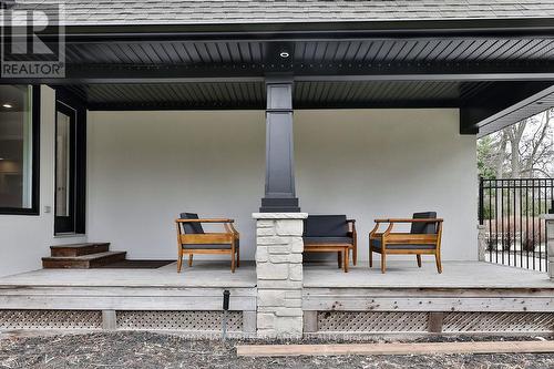 1247 Cumnock Cres, Oakville, ON - Outdoor With Deck Patio Veranda