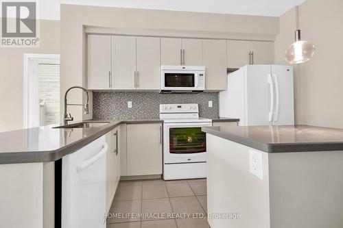 #59 -515 Winston Rd, Grimsby, ON - Indoor Photo Showing Kitchen