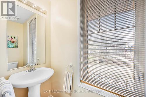 39 Country Tr, Georgian Bay, ON - Indoor Photo Showing Bathroom