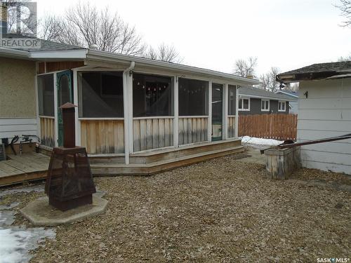 37 Mccormick Crescent, Regina, SK - Outdoor With Deck Patio Veranda With Exterior