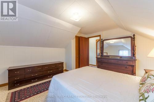 32 Smith St, Smith-Ennismore-Lakefield, ON - Indoor Photo Showing Bedroom