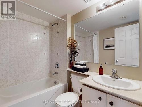 #2 -667A Warden Ave W, Toronto, ON - Indoor Photo Showing Bathroom