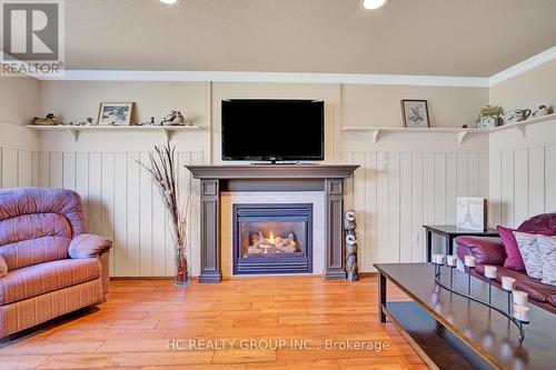 20 Green Mountain Crt, Oro-Medonte, ON - Indoor With Fireplace