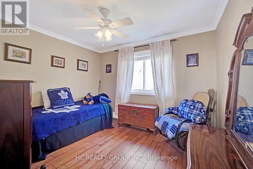 20 Green Mountain Crt, Oro-Medonte, ON - Indoor Photo Showing Bedroom