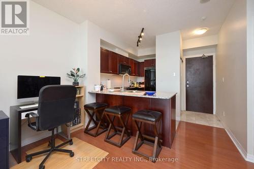 #1506 -1359 Rathburn Rd E, Mississauga, ON - Indoor Photo Showing Other Room